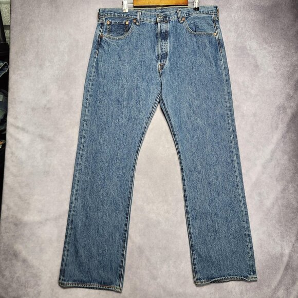 Levis 501 Jeans Mens 38x32 Straight Leg Button Fly Classic‎ Vintage Denim Pants - Picture 4 of 16